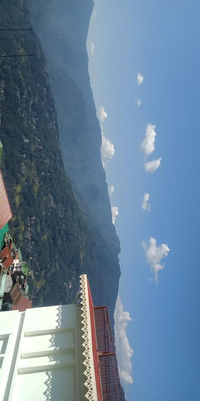 Hotel View Point Gangtok Buitenkant foto